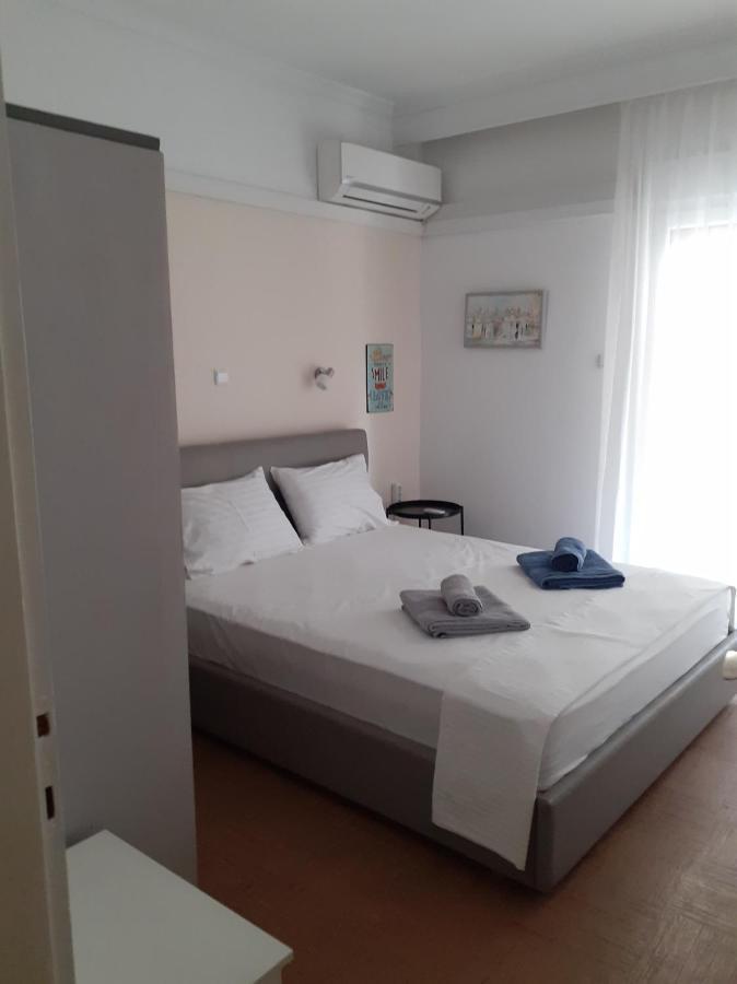 Aegean Seabreeze Apartment Nea Iraklitsa Exterior photo